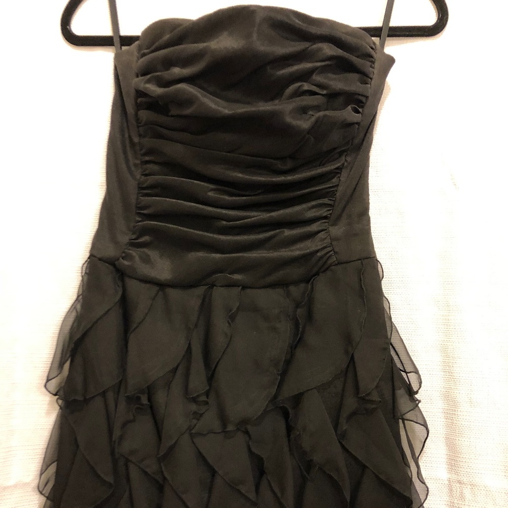 Jessica McClintock (little black dress) size 6